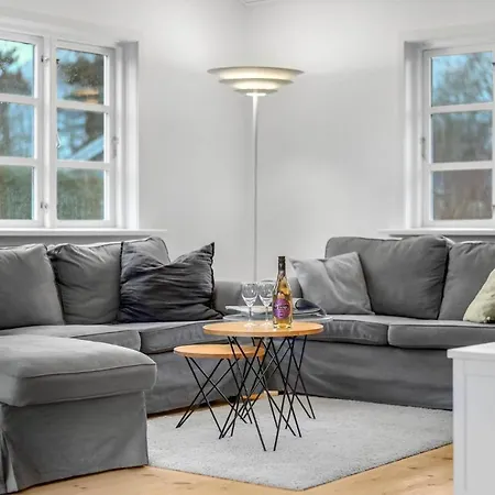 Awesome In Dronningmlle With 2 Bedrooms And Wifi Dronningmølle