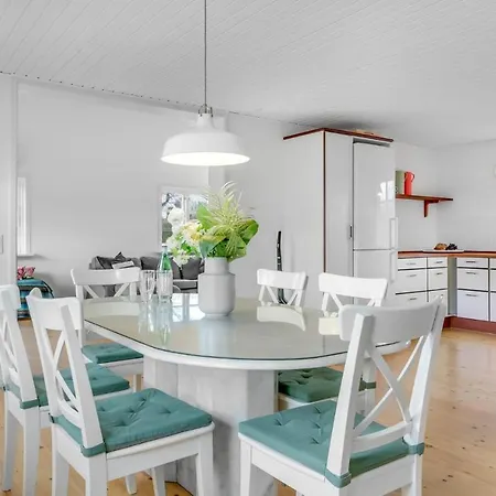 Awesome In Dronningmlle With 2 Bedrooms And Wifi